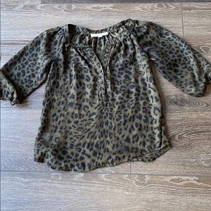 Loft green animal print 3/4 sleeve top